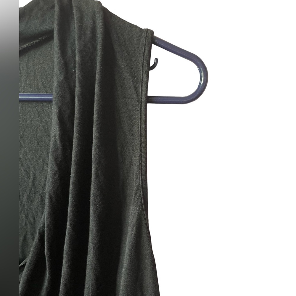 LAMADE black short sleeve cowl neck  blouse size S - Picture 3 of 4